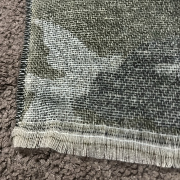 Large 77x28 Scarf/Wrap-Subtle Abstract Camo-Green/Gray-Raw Edge Fringe-Polyester - Picture 10 of 14